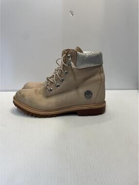 Women’s Timberland Tan Leather Boot Size 7.5